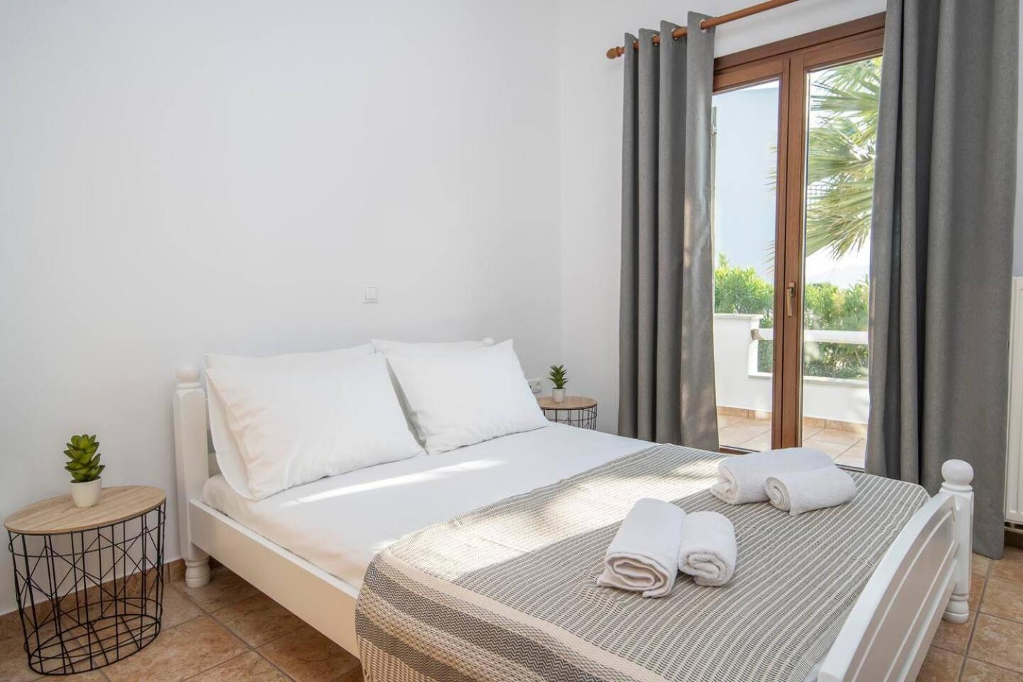 Ferienwohnung Zoe&Zen Collection Páros Exterior foto